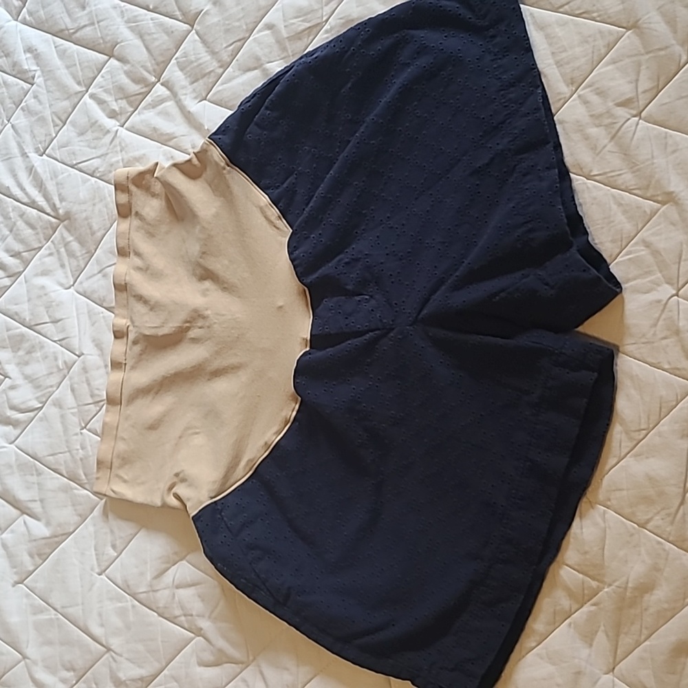 💥3/$20💥 OLD NAVY Maternity Shorts
